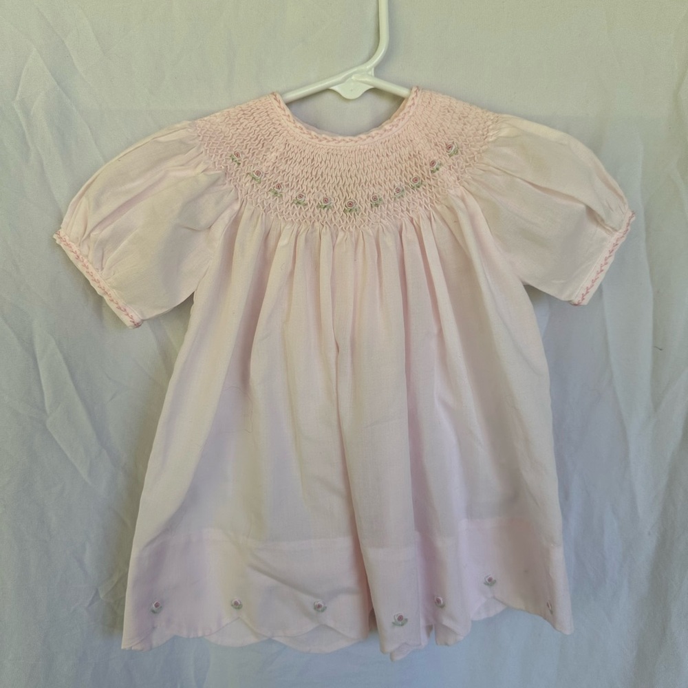 Classic Pink Smocked Girls' Dress with Floral Embroidery